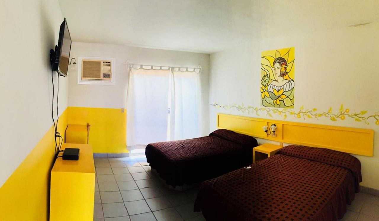 Hotel Y R.V. Park El Moro Loreto  Exterior photo